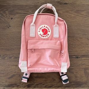 FJALLRAVEN Kanken Mini Backpack - Pink